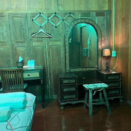 Tata Guesthouse Csiangmaj Kültér fotó