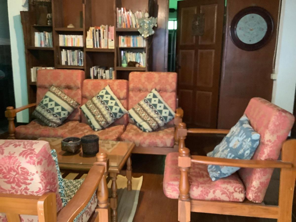 Tata Guesthouse Csiangmaj Kültér fotó