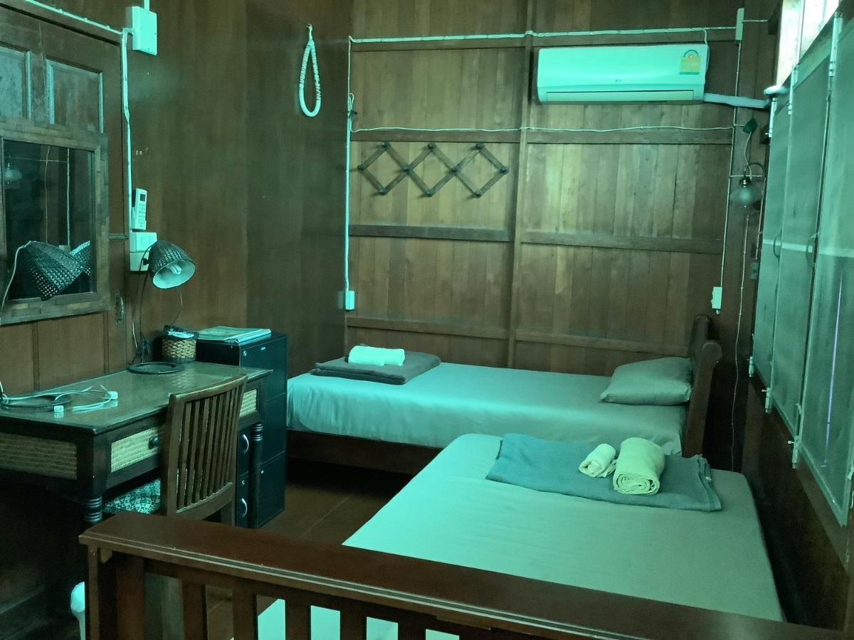 Tata Guesthouse Csiangmaj Kültér fotó