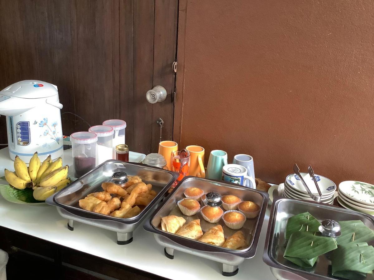 Tata Guesthouse Csiangmaj Kültér fotó